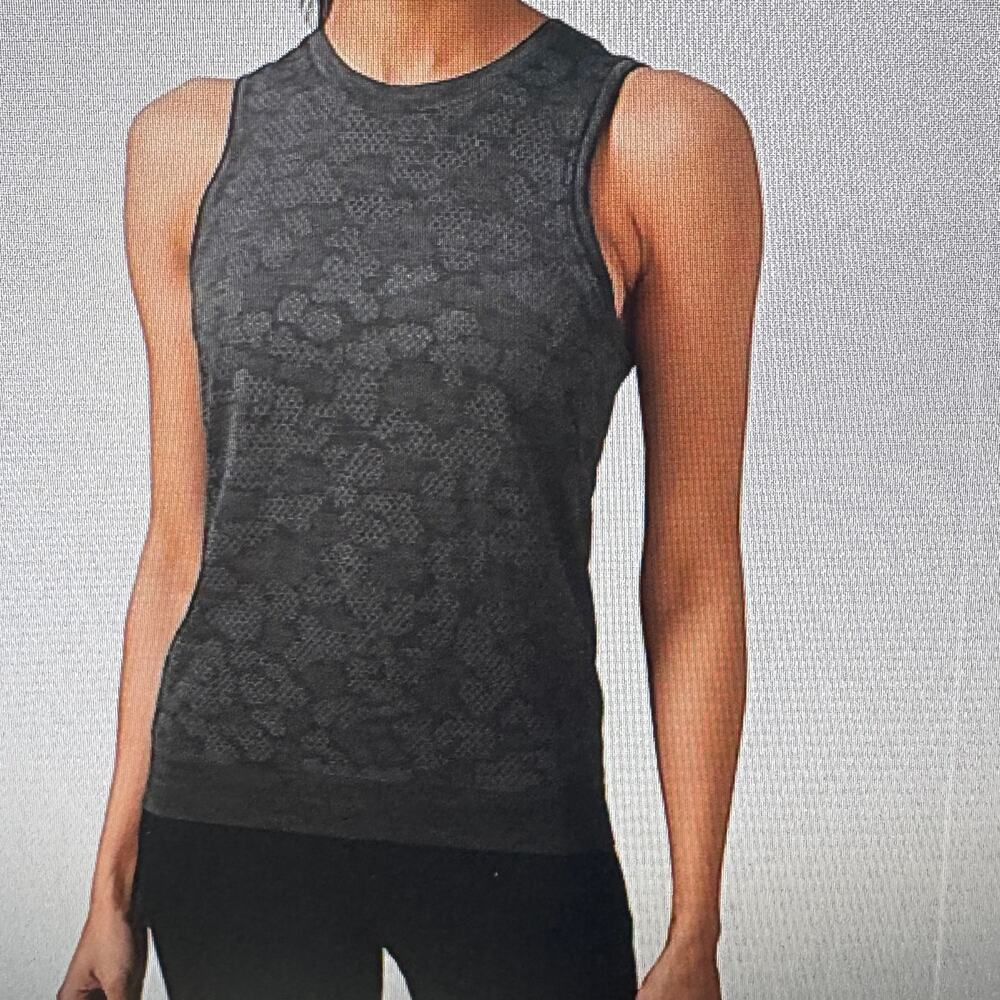 Lululemon Breeze By Muscle Tank Polar Spots Titanium Black Top Women's Large